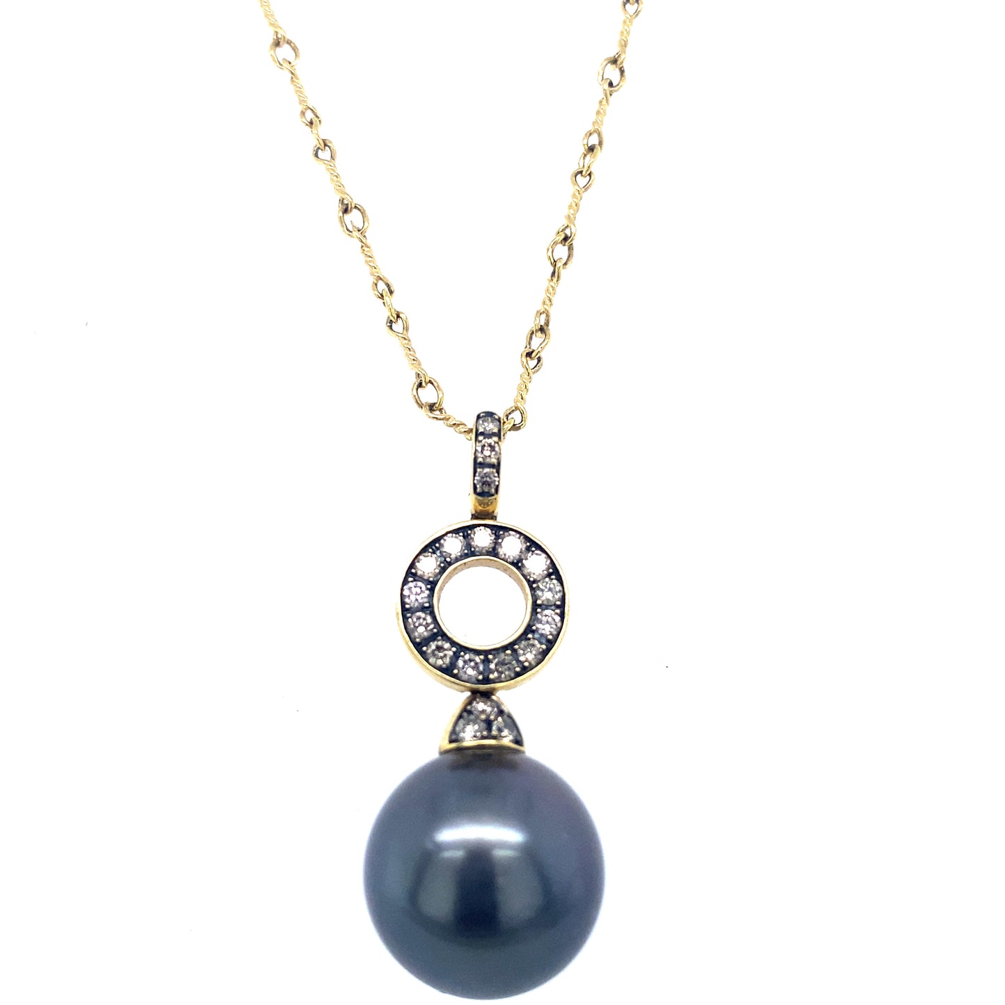 18kt Gold and Black Pearl necklace