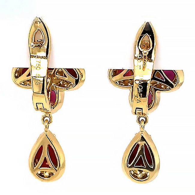 18 kt hanging yellow gold earrings with garnets and diamonds