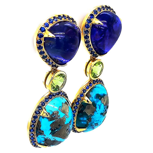 18 kt yellow gold hanging earrings with Cabachon Tanzanites, Persian Turquoise and Sapphires